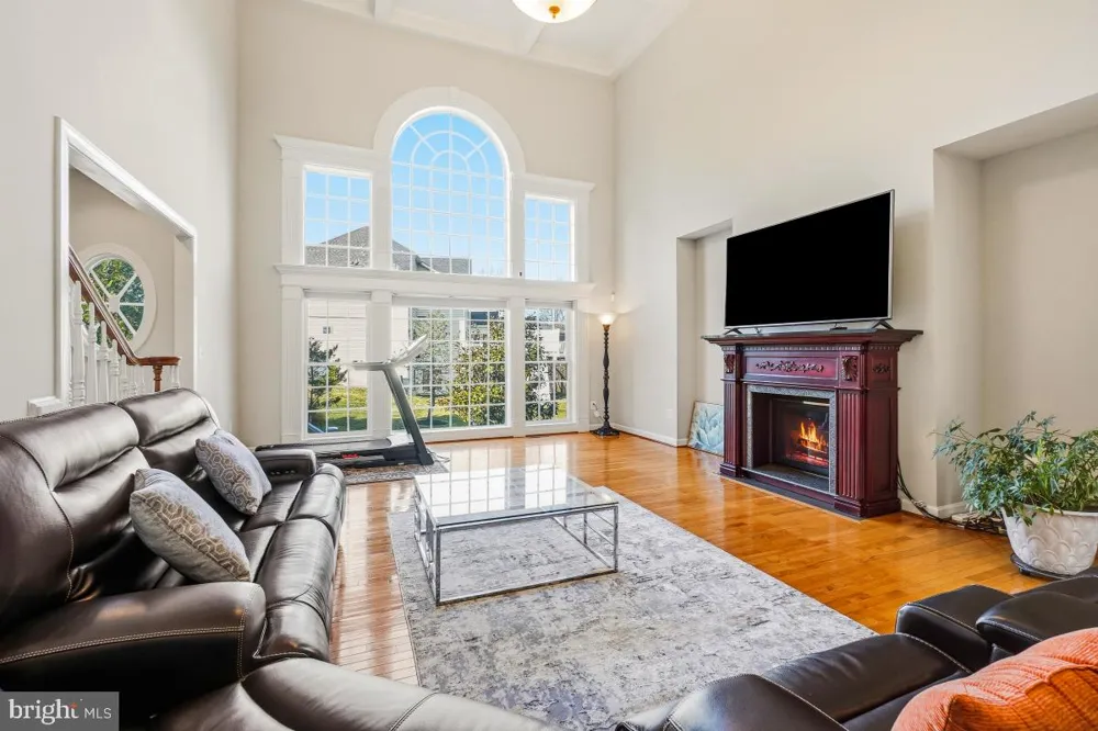 7804 KILLBARRON DRIVE Laurel, MD 20707