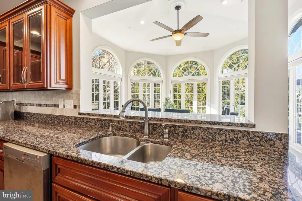 7804 KILLBARRON DRIVE Laurel, MD 20707