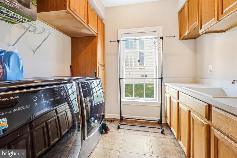 7804 KILLBARRON DRIVE Laurel, MD 20707
