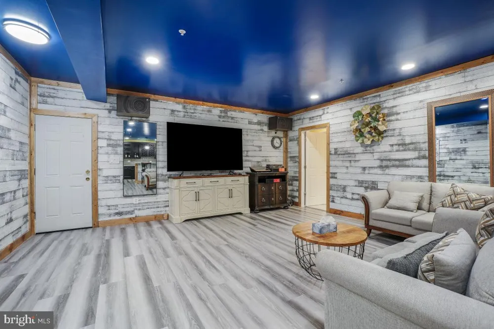 7804 KILLBARRON DRIVE Laurel, MD 20707
