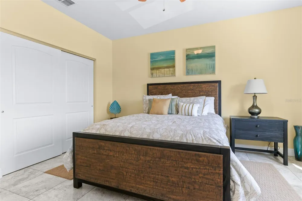 17610 LEE AVENUE Redington Shores, FL 33708