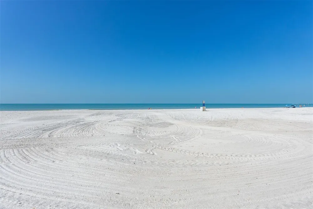 17610 LEE AVENUE Redington Shores, FL 33708