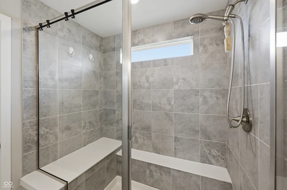 2475 S Copperstone Drive New Palestine, IN 46163