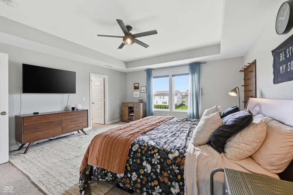2475 S Copperstone Drive New Palestine, IN 46163