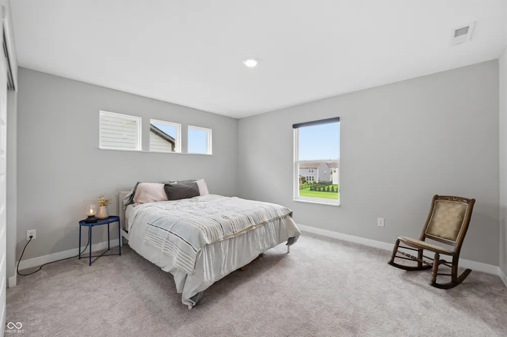 2475 S Copperstone Drive New Palestine, IN 46163