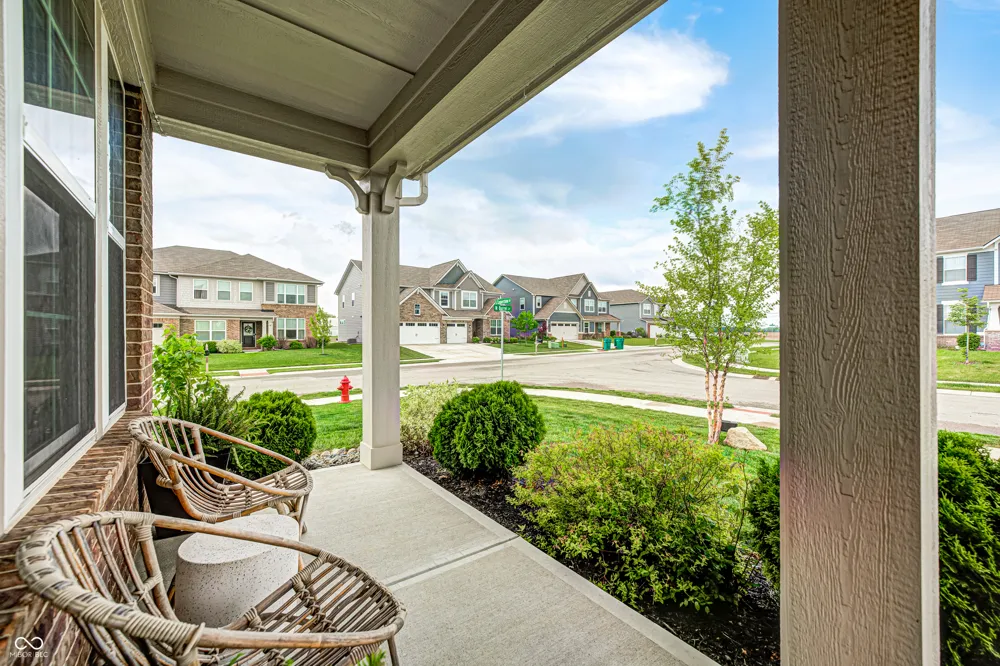 2475 S Copperstone Drive New Palestine, IN 46163
