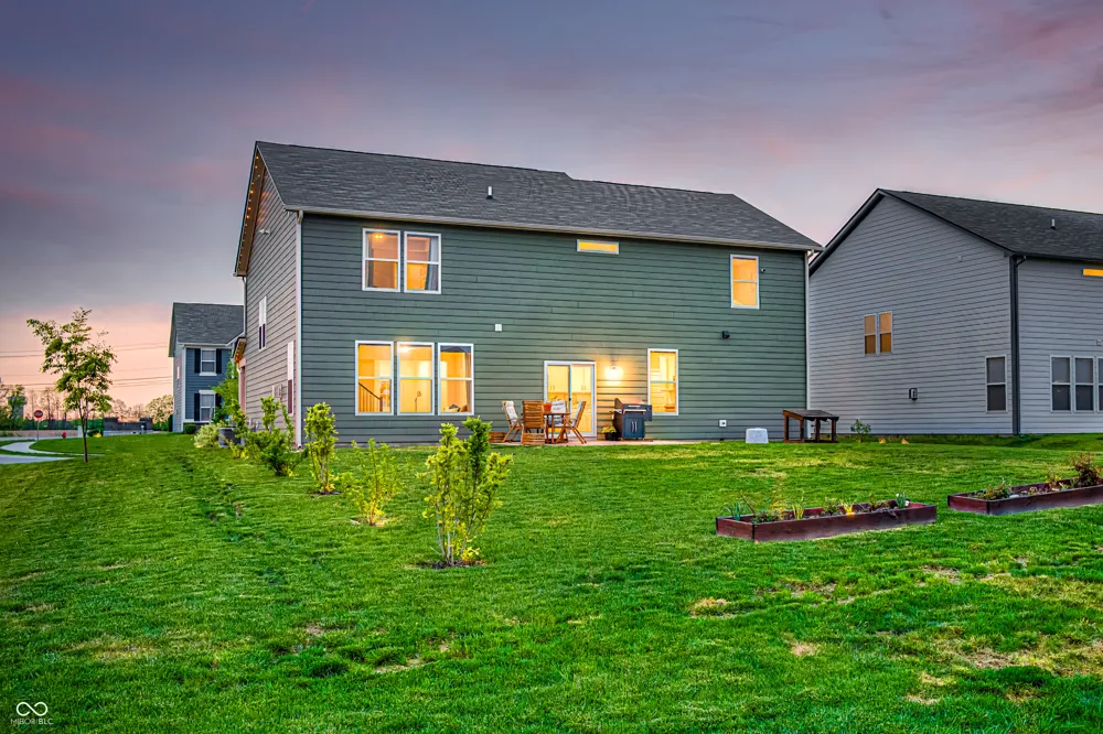 2475 S Copperstone Drive New Palestine, IN 46163