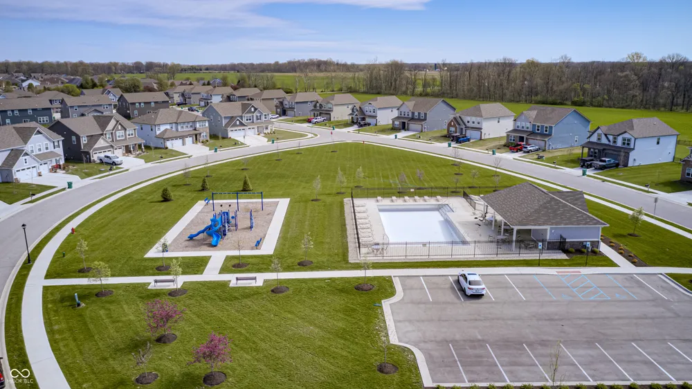 2475 S Copperstone Drive New Palestine, IN 46163
