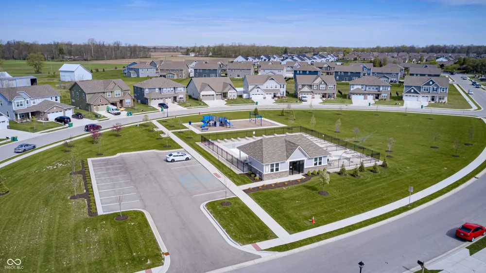 2475 S Copperstone Drive New Palestine, IN 46163