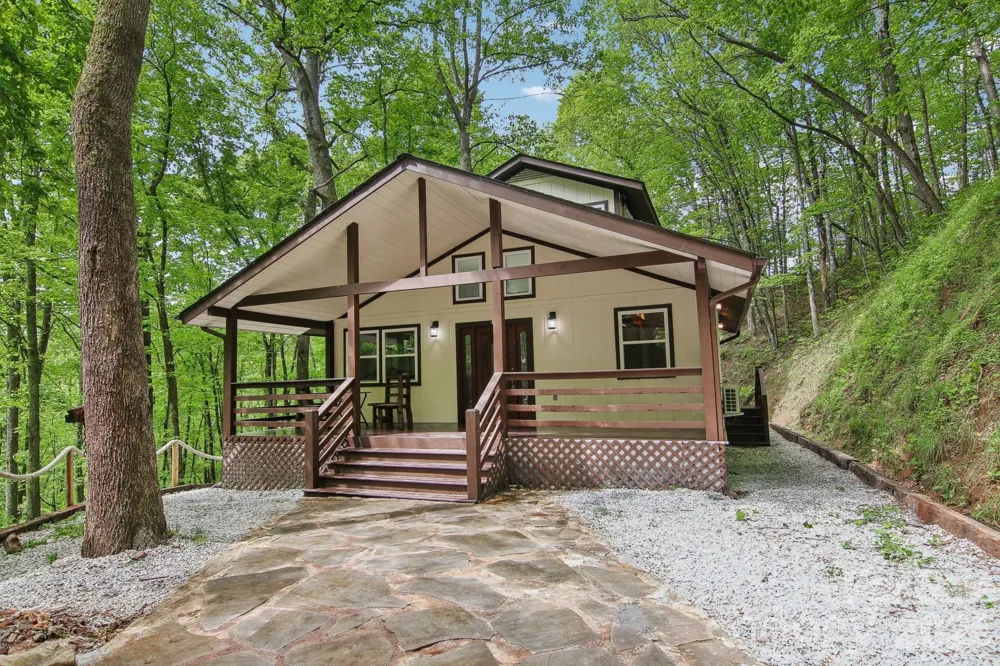 291 Dills Road Bryson City, NC 28713
