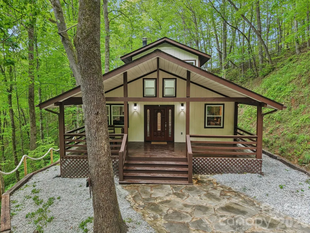 291 Dills Road Bryson City, NC 28713