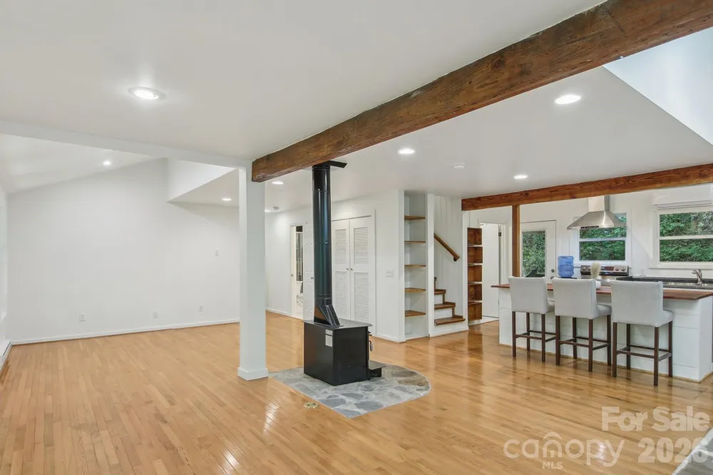 291 Dills Road Bryson City, NC 28713