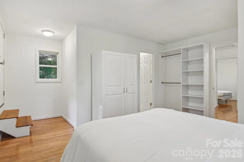 291 Dills Road Bryson City, NC 28713