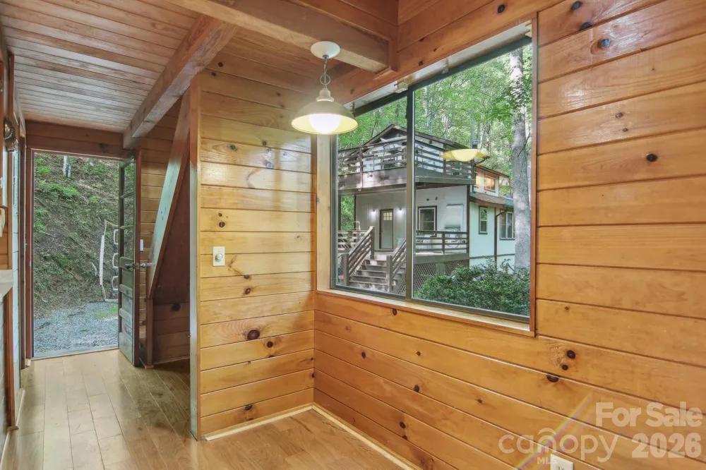 291 Dills Road Bryson City, NC 28713