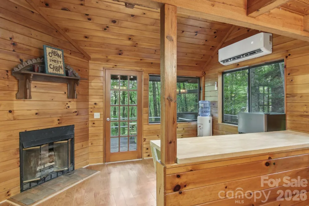 291 Dills Road Bryson City, NC 28713