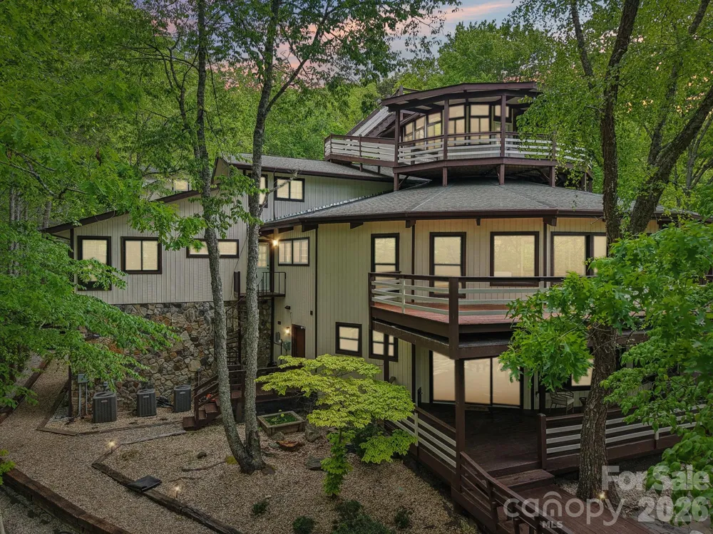 295 Dills Road Bryson City, NC 28713