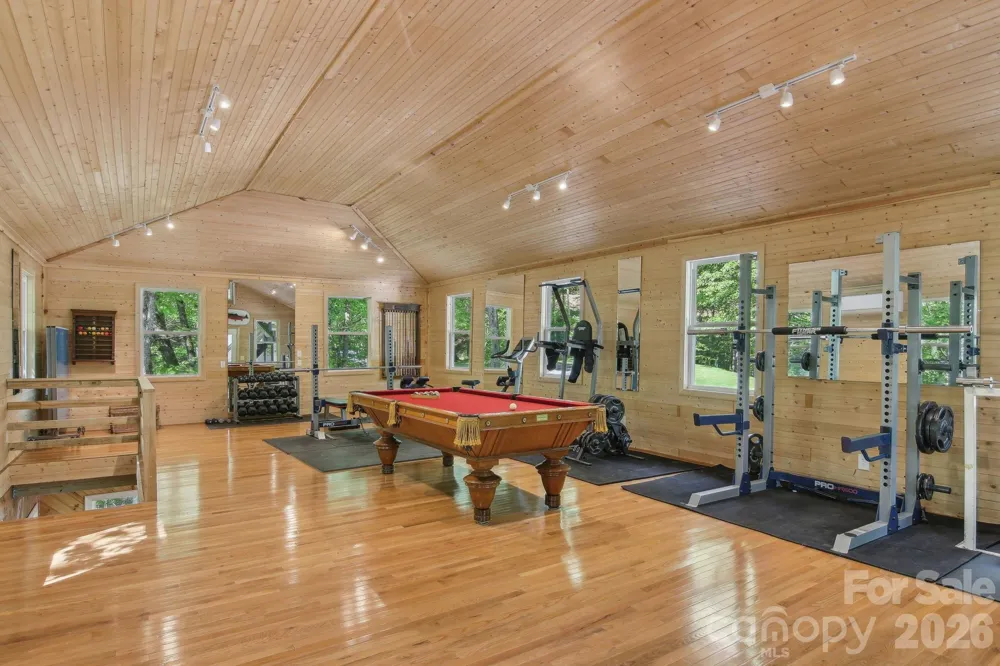 295 Dills Road Bryson City, NC 28713