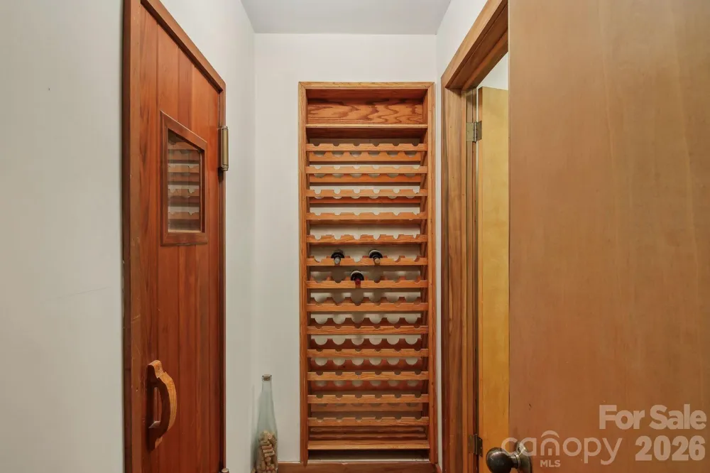 295 Dills Road Bryson City, NC 28713