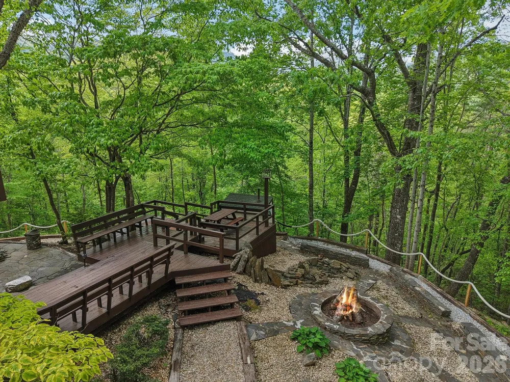 295 Dills Road Bryson City, NC 28713