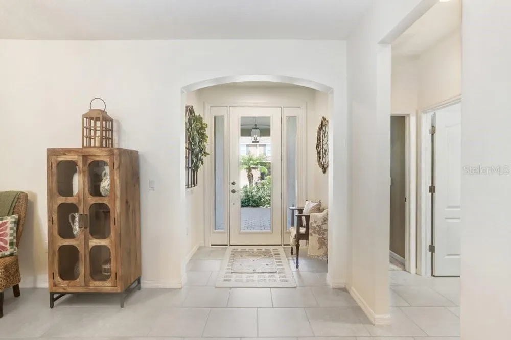 2807 ORIOLE DRIVE Sarasota, FL 34243