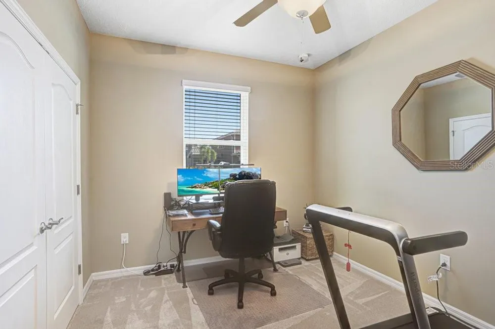 2807 ORIOLE DRIVE Sarasota, FL 34243