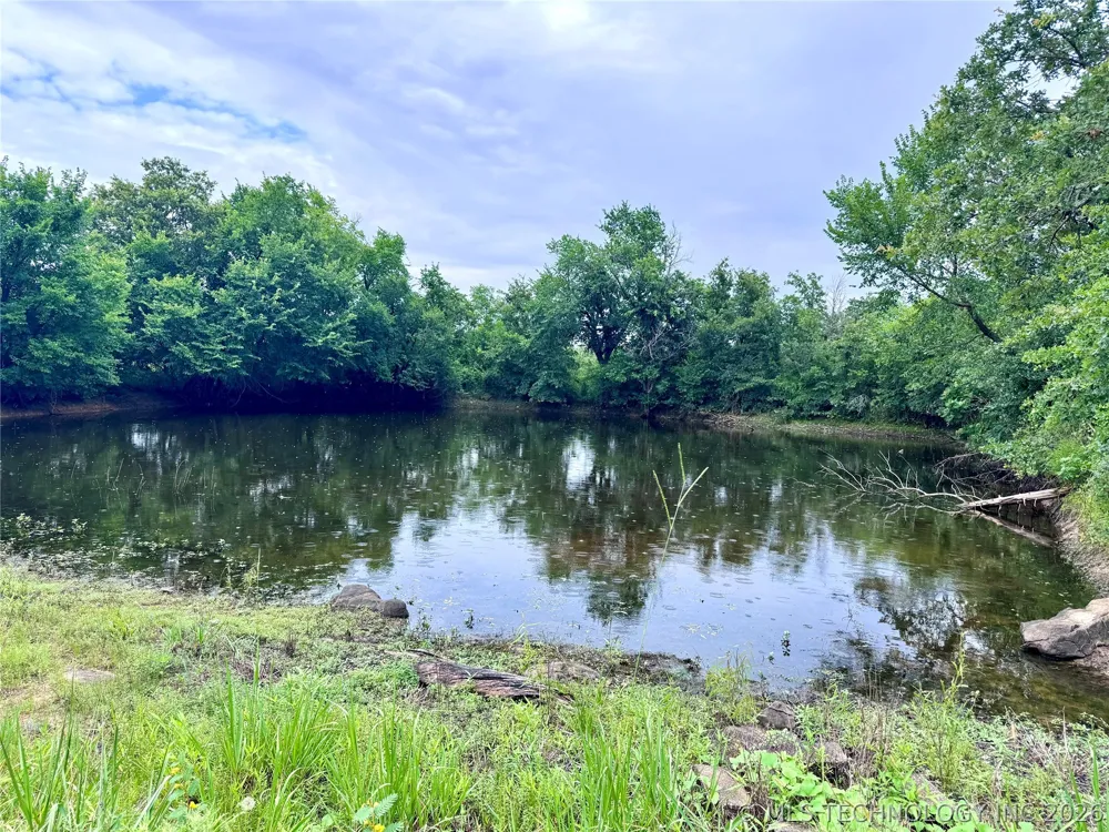 3689 No Man Road Healdton, OK 73438
