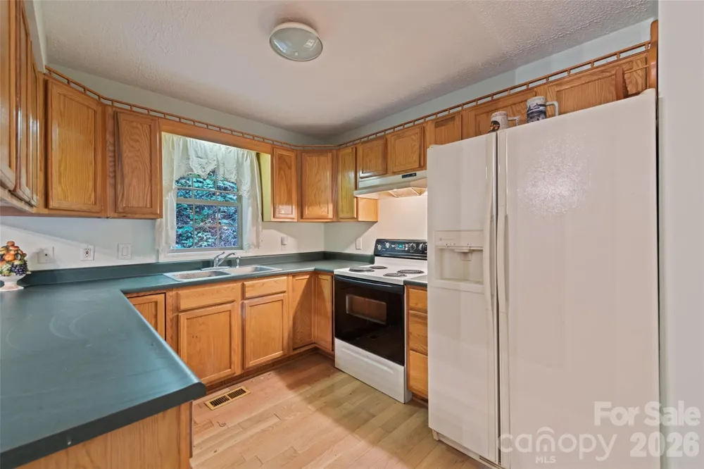 42 Greenview Drive Maggie Valley, NC 28751