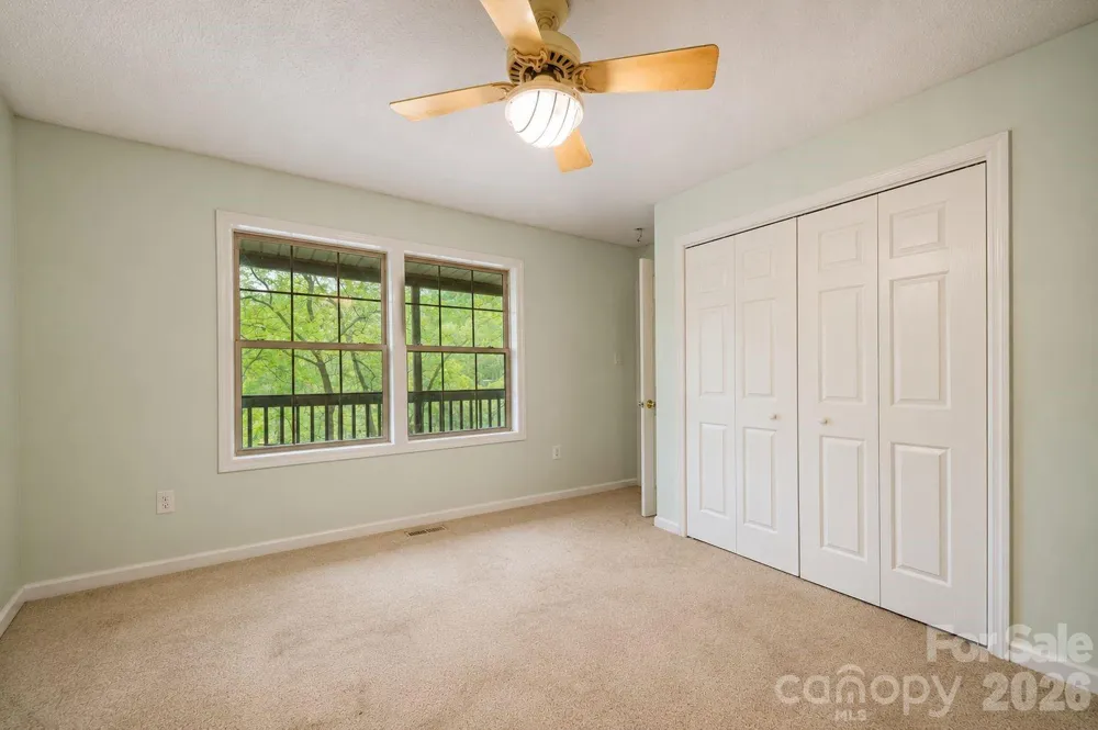 42 Greenview Drive Maggie Valley, NC 28751
