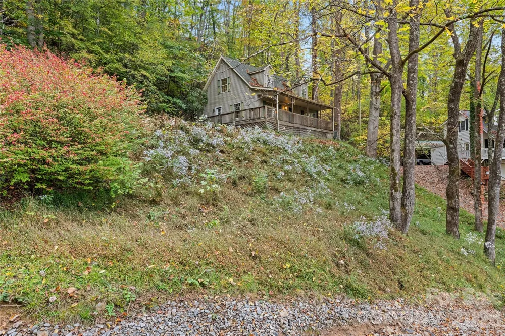 42 Greenview Drive Maggie Valley, NC 28751