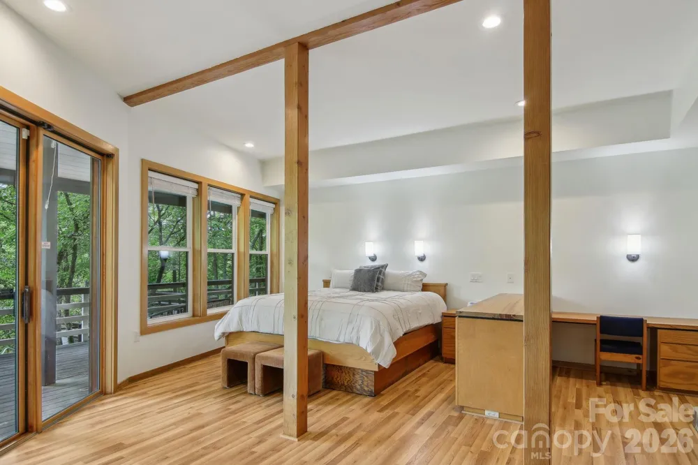 295/291 Dills Road Bryson City, NC 28713