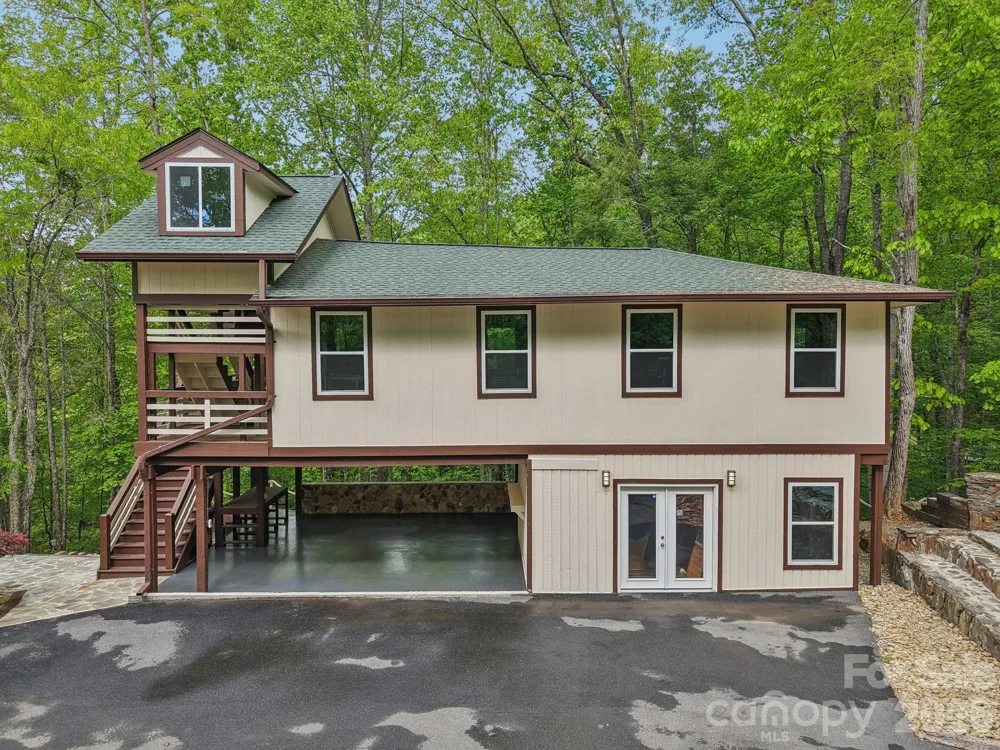 295/291 Dills Road Bryson City, NC 28713