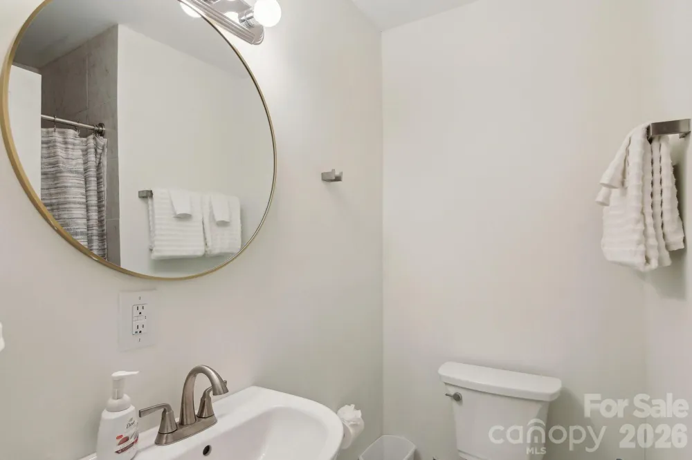 295/291 Dills Road Bryson City, NC 28713