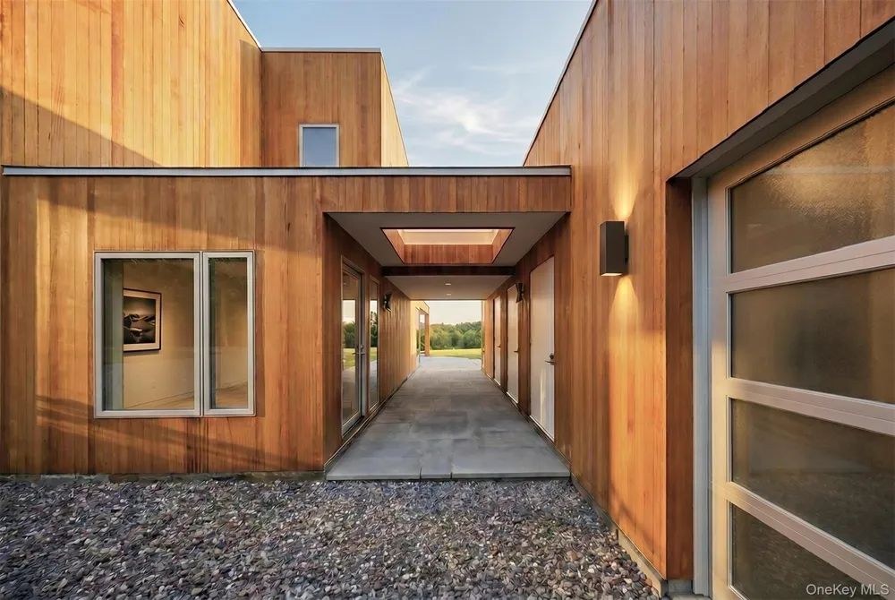 33 Ford Road Chatham, NY 12136