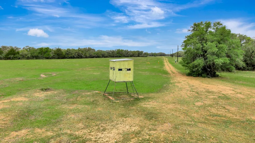 16297 State Highway 111 E Yoakum, TX 77995