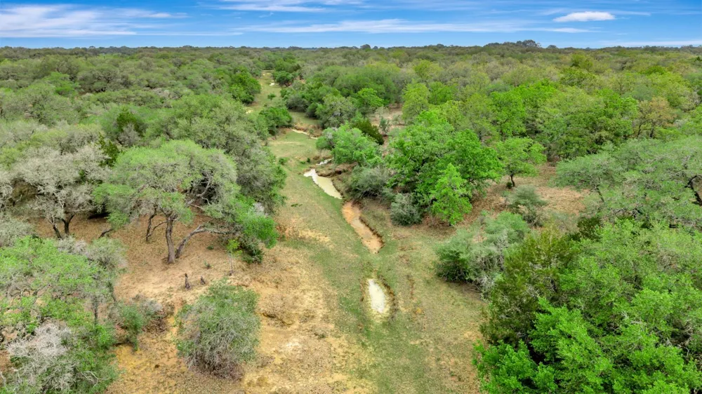 16297 State Highway 111 E Yoakum, TX 77995