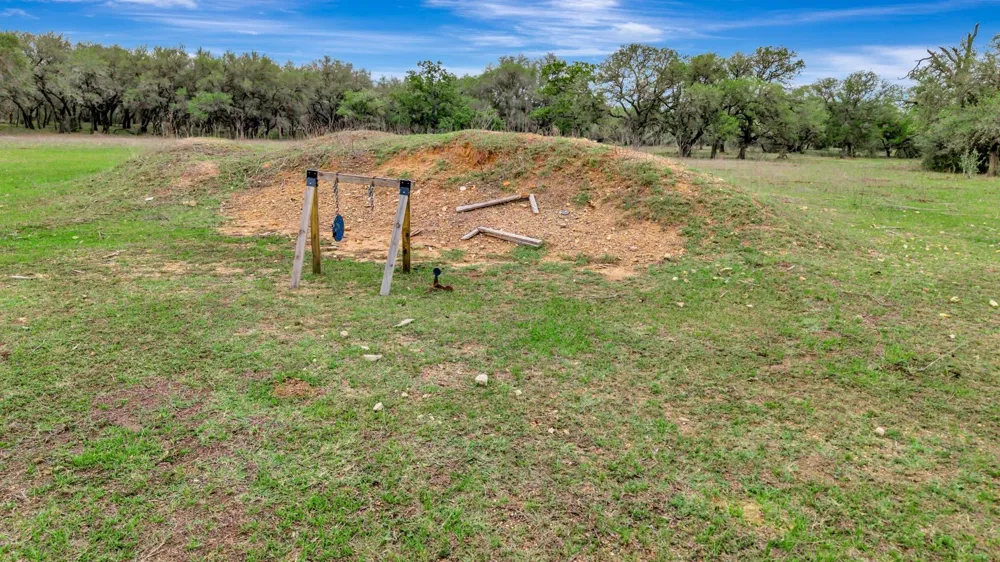 16297 State Highway 111 E Yoakum, TX 77995