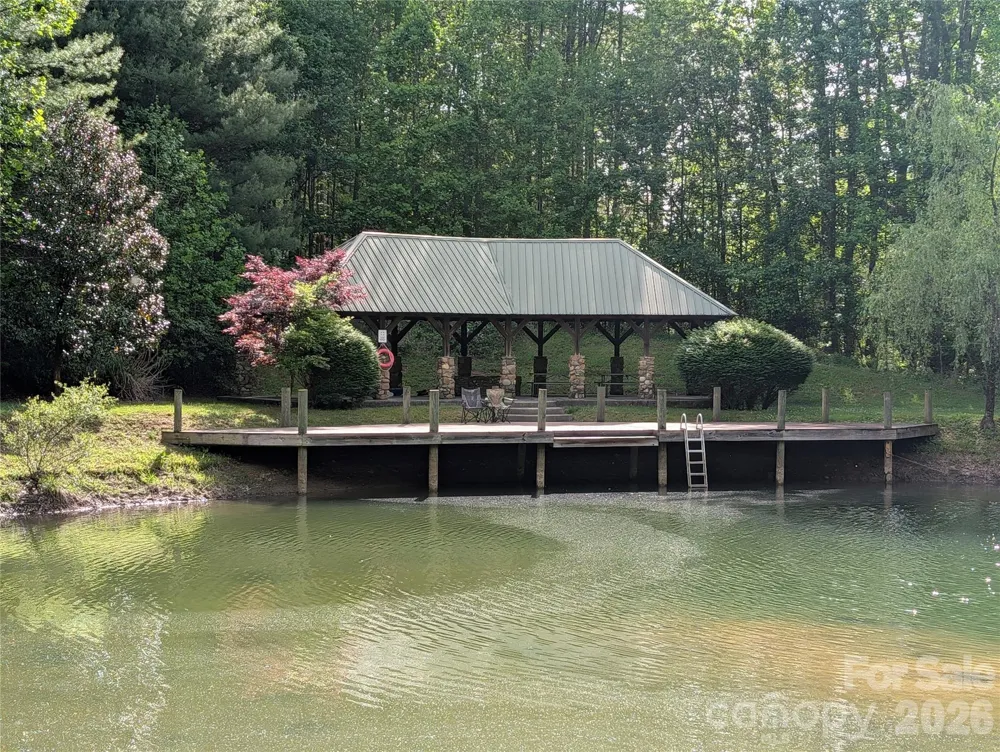 00 Hosta Lane Hendersonville, NC 28739