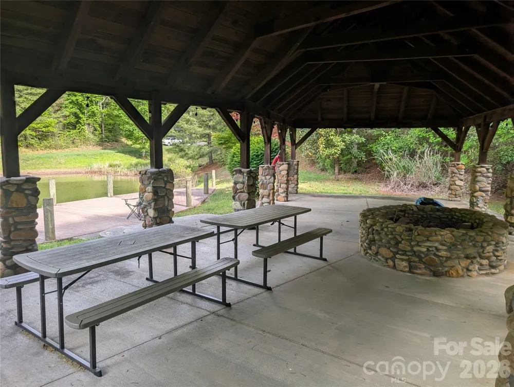 00 Hosta Lane Hendersonville, NC 28739