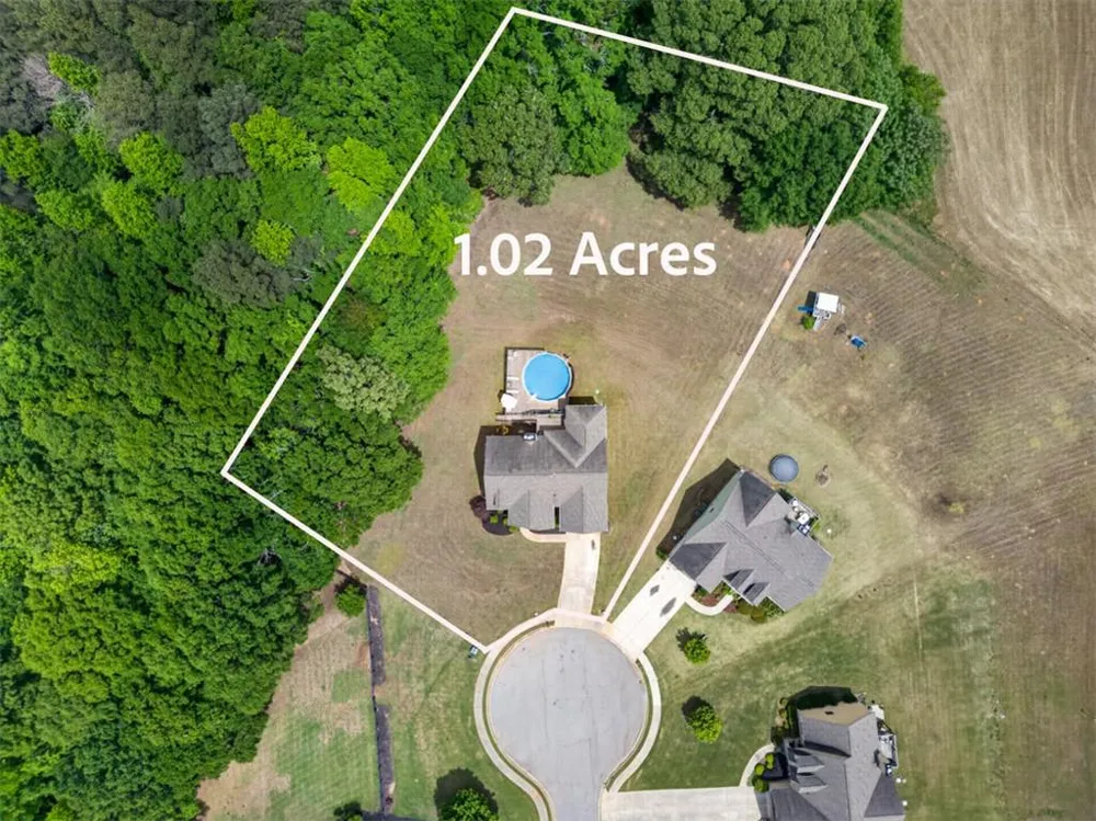 448 Rabbit Run Good Hope, GA 30641