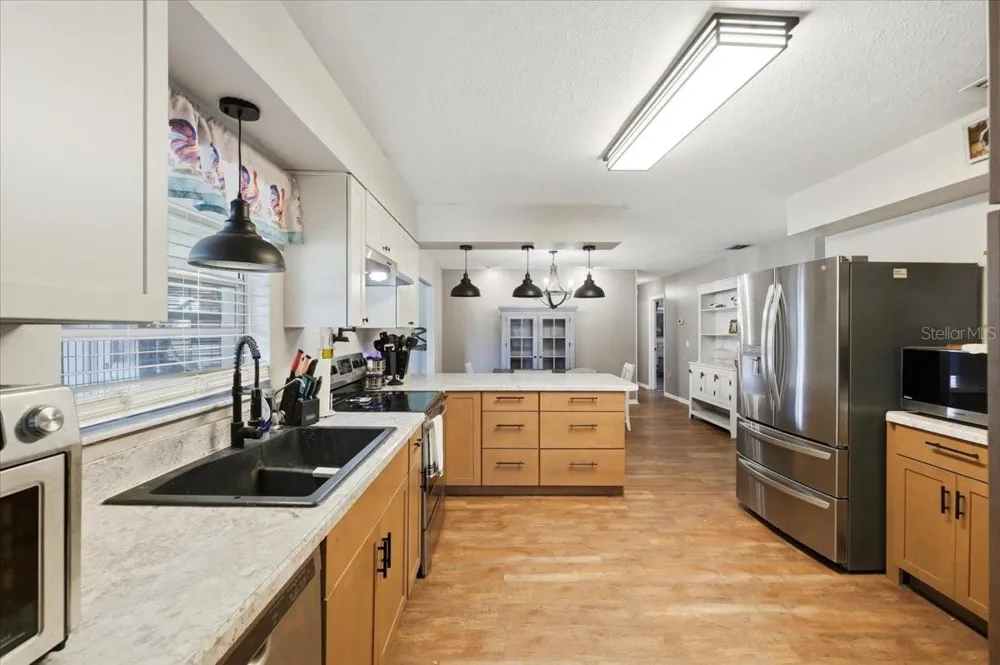 303 KARPPE ROAD Plant City, FL 33567