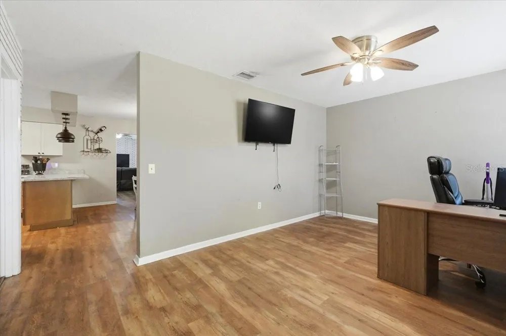 303 KARPPE ROAD Plant City, FL 33567