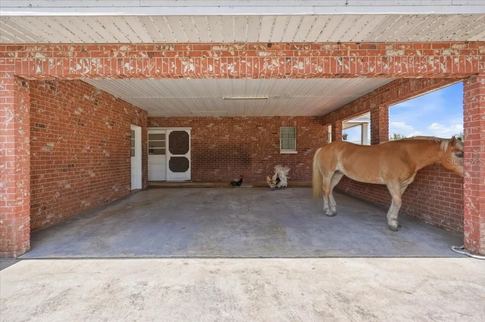 303 KARPPE ROAD Plant City, FL 33567