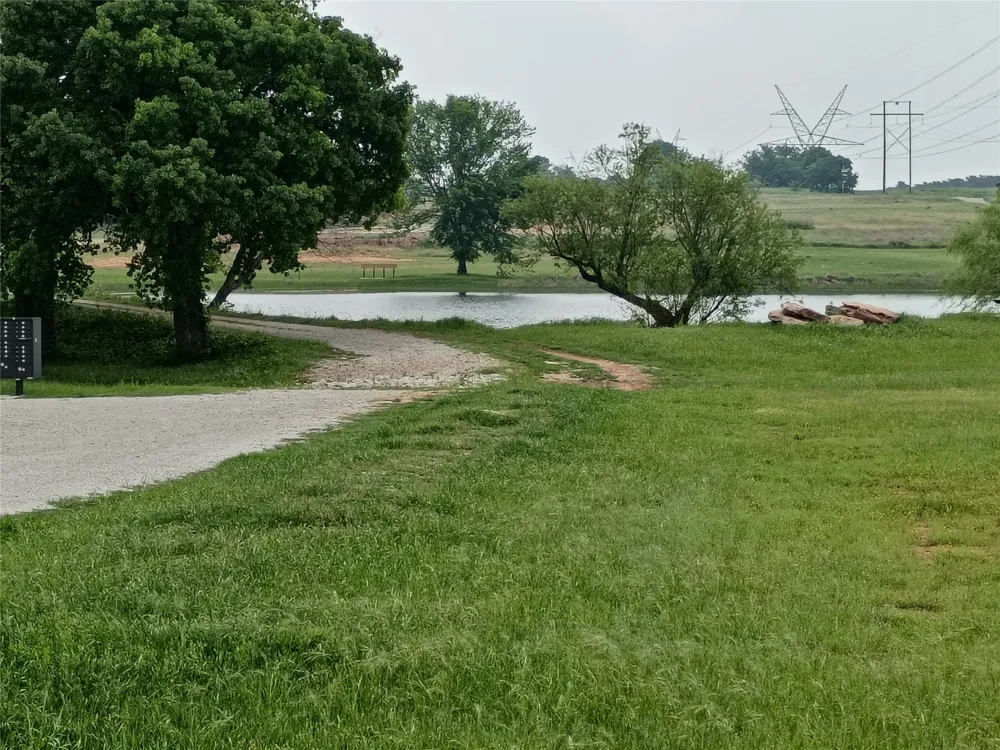515 Rolling Hills Boulevard Alvord, TX 76225