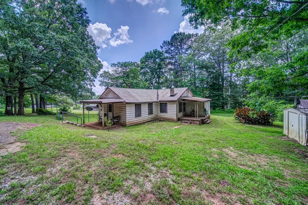 261 Steve Tate Hwy Marble Hill, GA 30148