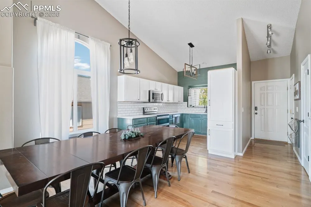25 Sailing Way Palmer Lake, CO 80133