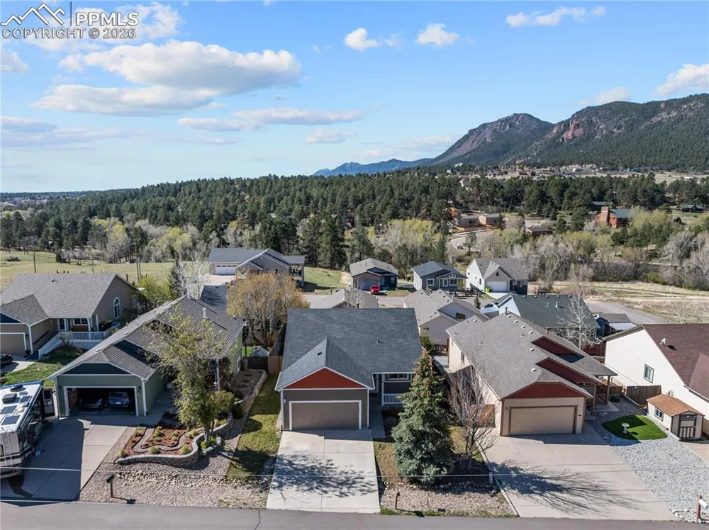 25 Sailing Way Palmer Lake, CO 80133
