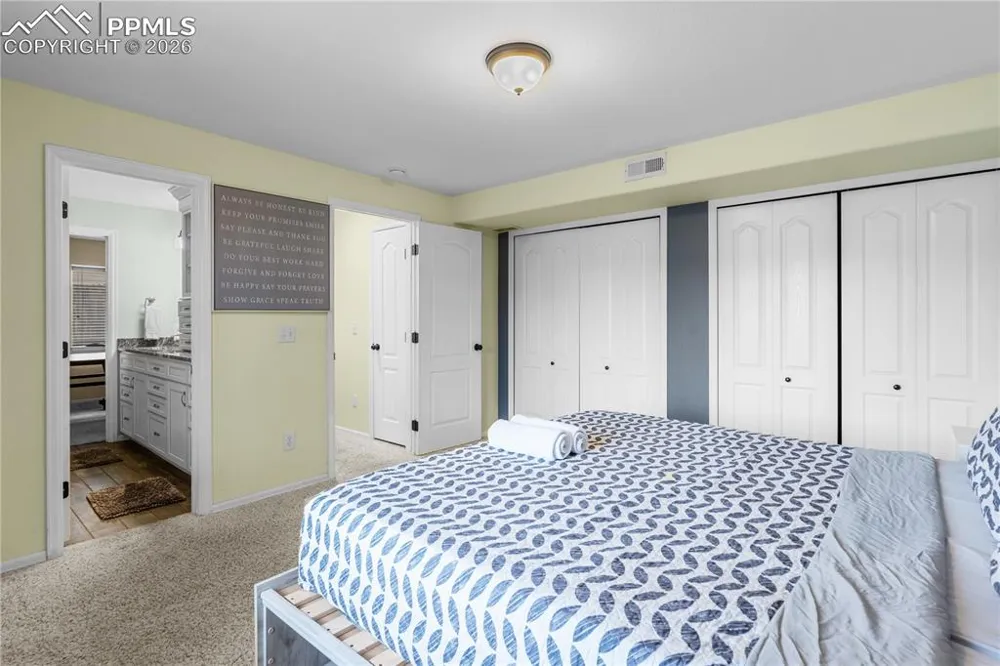 25 Sailing Way Palmer Lake, CO 80133