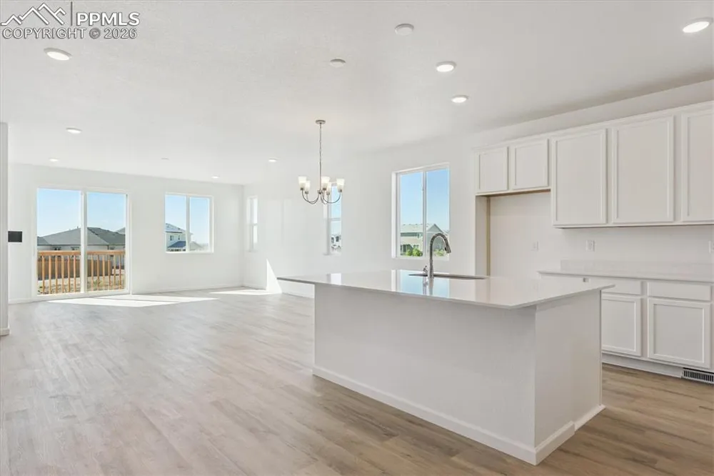 3302 Bella Notte Drive Pueblo, CO 81001