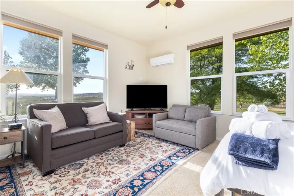 6130 Buckhorn Ridge San Miguel, CA 93451
