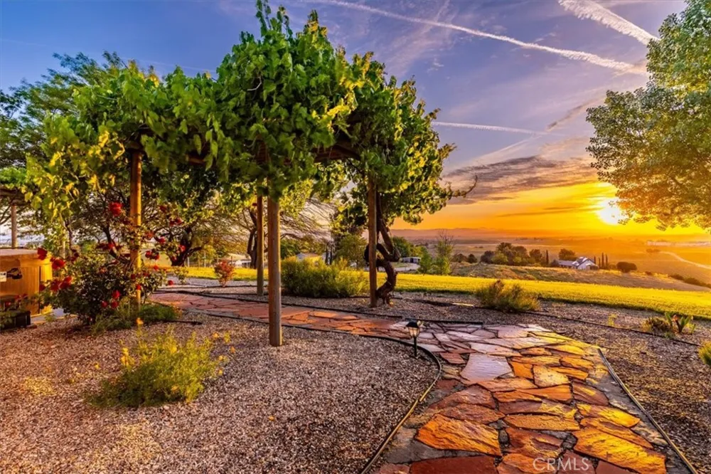 6130 Buckhorn Ridge San Miguel, CA 93451